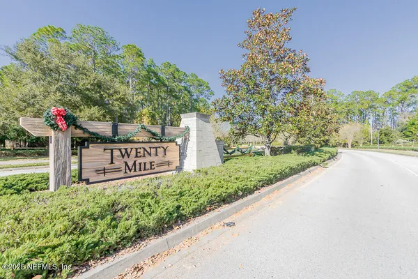 a street sign on the side of a road