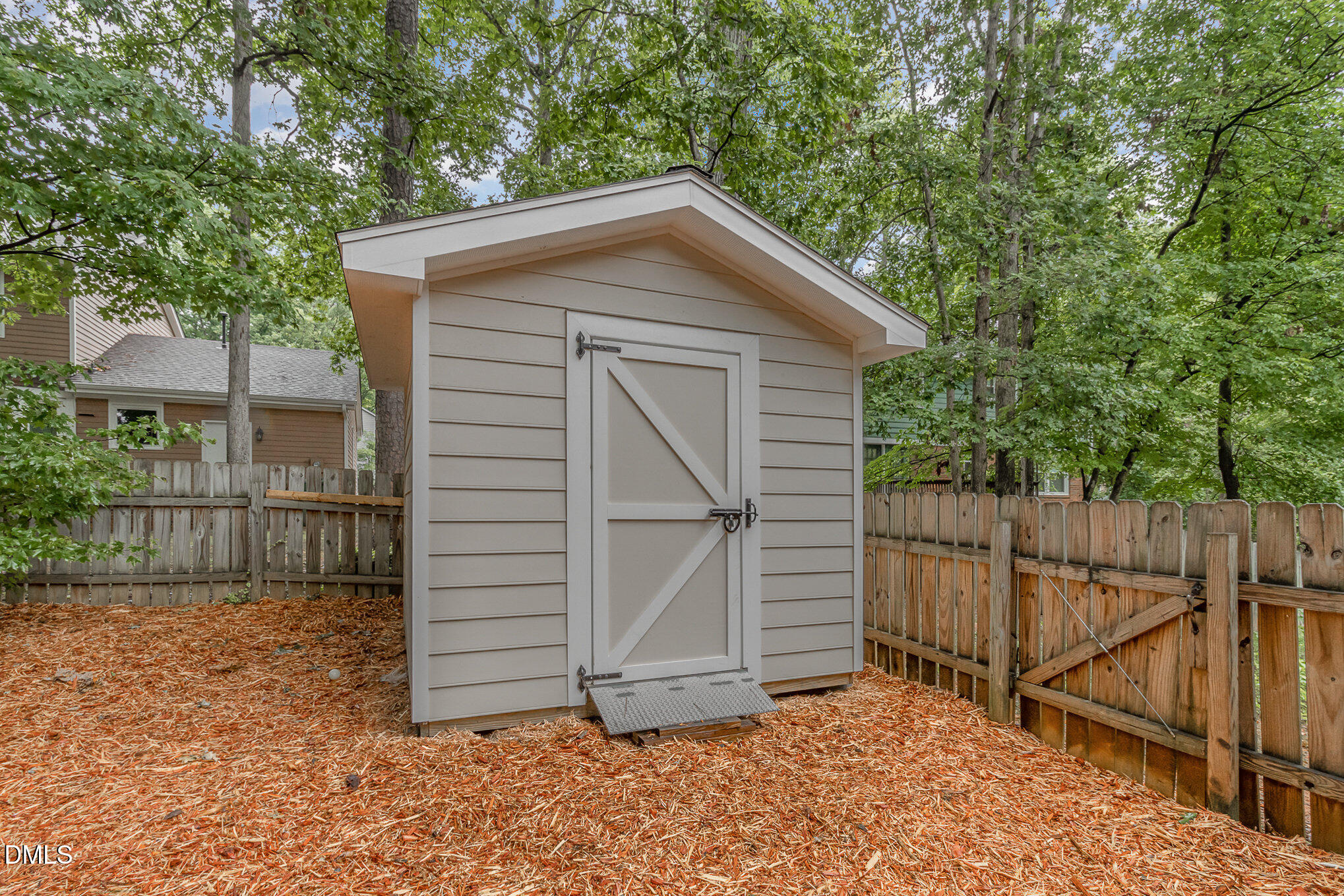 212 Trackers Road Cary, NC 27513 - Photo 25 of 34 029_img_2177-edit