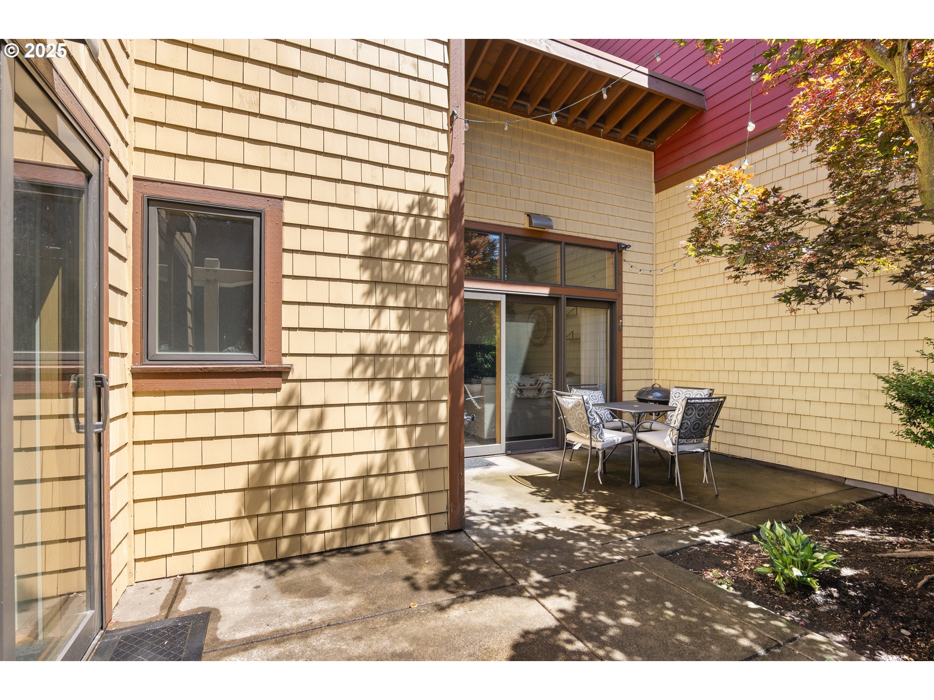 1425 Perdue Loop Eugene, OR 97401 - Photo 7 of 42 Gallery Image 7