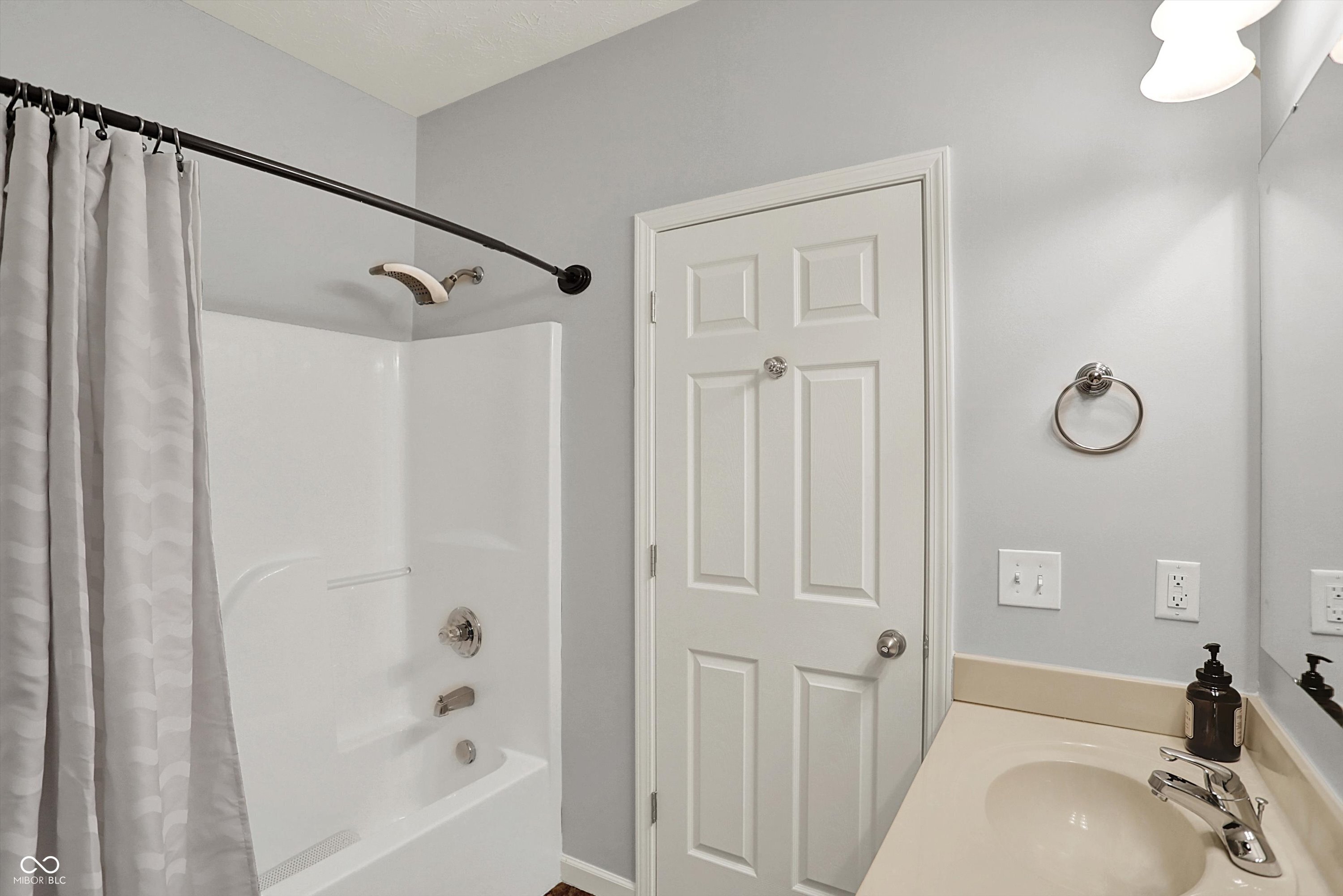 1066 Reserve Way Indianapolis, IN 46220 - Photo 42 of 50