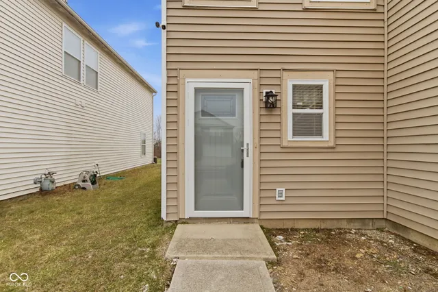 $240,000 | 11502 Presidio Drive, Indianapolis, IN 46235