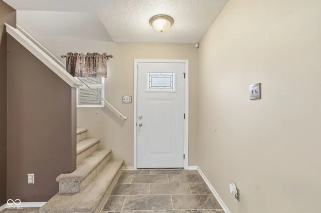 $240,000 | 11502 Presidio Drive, Indianapolis, IN 46235