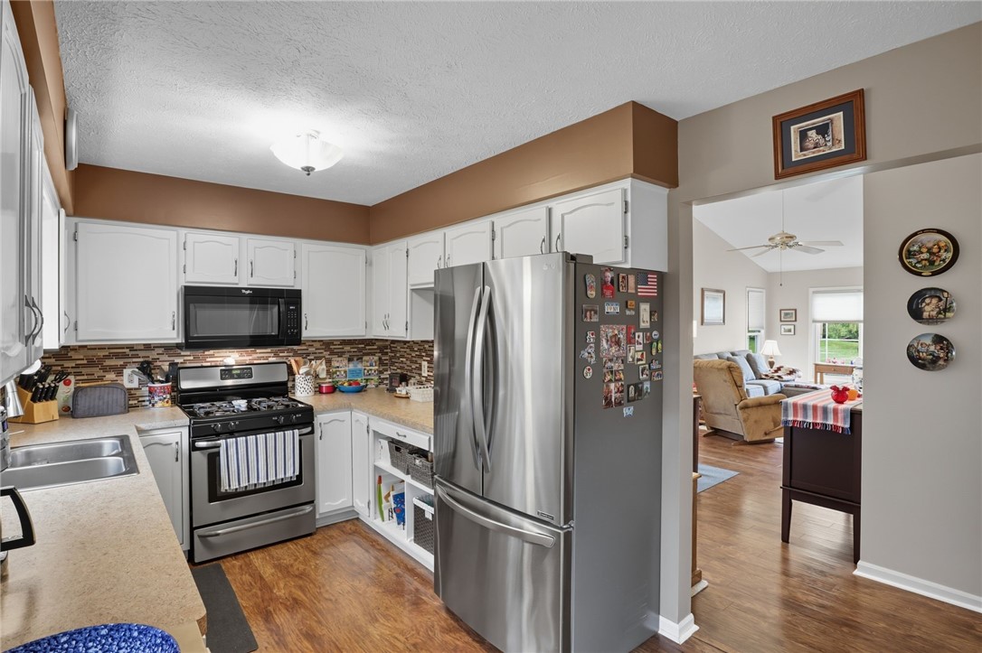 107 Cranbrook Terrace Webster, NY 14580 - Photo 12 of 28 Kitchen