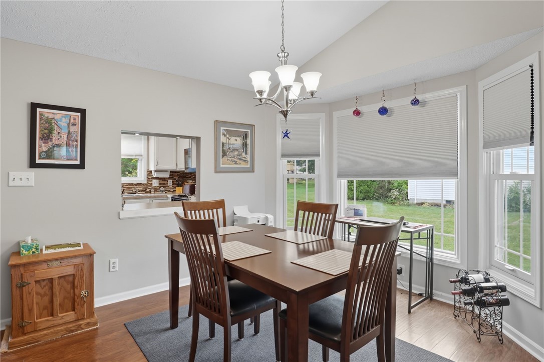 107 Cranbrook Terrace Webster, NY 14580 - Photo 10 of 28 Dinning room