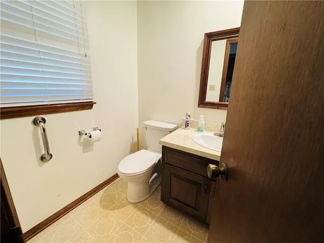 $399,000 | 12800 Locust Street, Kansas City, MO 64145