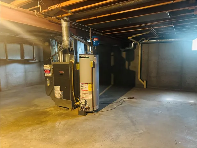 $399,000 | 12800 Locust Street, Kansas City, MO 64145