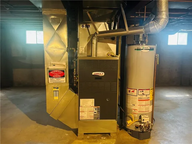 $399,000 | 12800 Locust Street, Kansas City, MO 64145