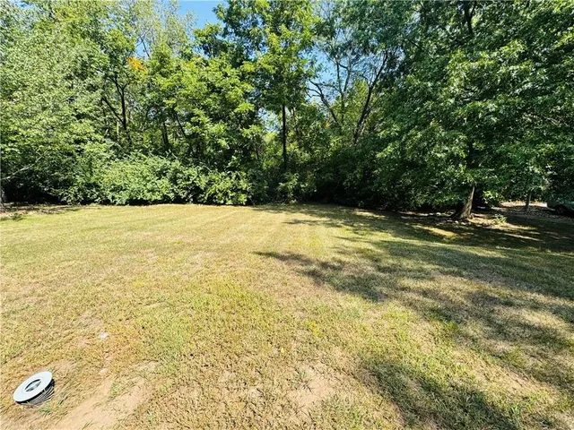 $399,000 | 12800 Locust Street, Kansas City, MO 64145