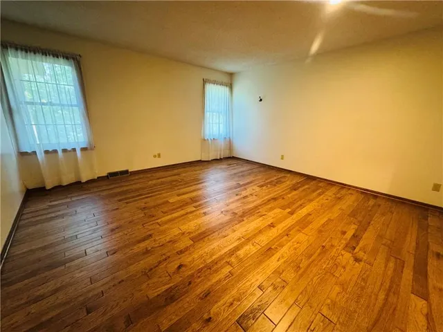 $399,000 | 12800 Locust Street, Kansas City, MO 64145