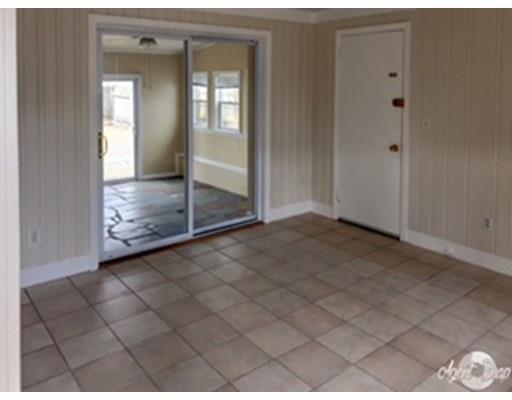 100 Jeffrey Road Springfield, MA 01119 - Photo 8 of 24