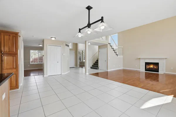 $3,295 | 26493 Isleworth Point, Southfield, MI 48034