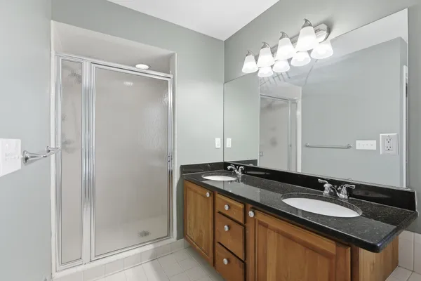$3,295 | 26493 Isleworth Point, Southfield, MI 48034