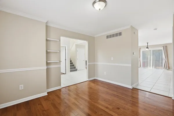 $3,295 | 26493 Isleworth Point, Southfield, MI 48034