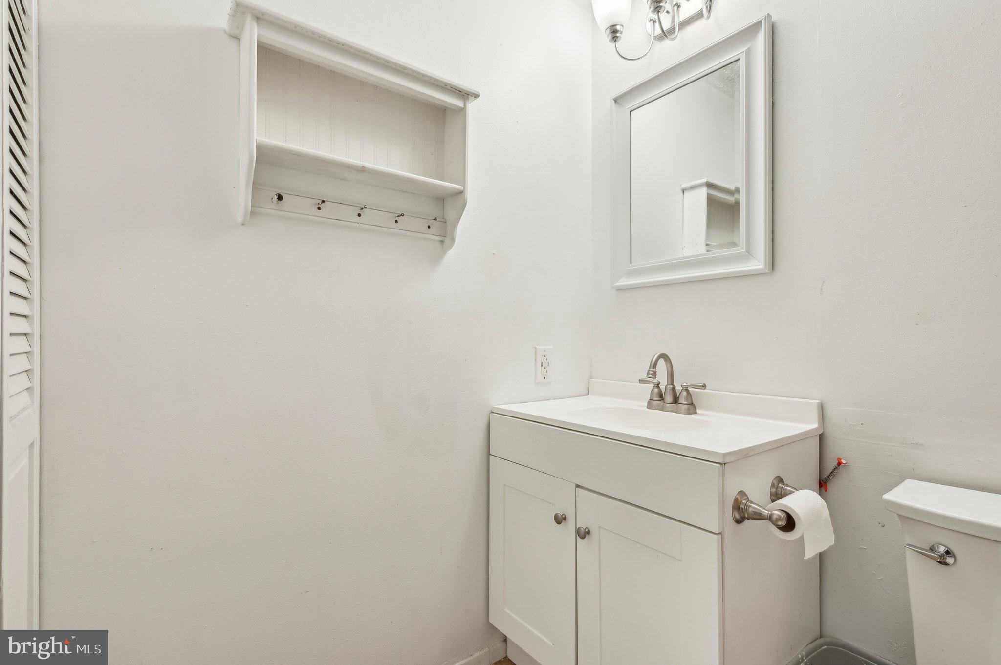 607 Northview Road Mount Airy, MD 21771 - Photo 23 of 45 Full Bath