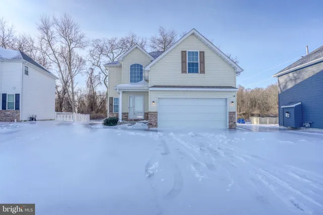 $365,000 | 127 Black Cherry Drive, Camden Wyoming, DE 19934