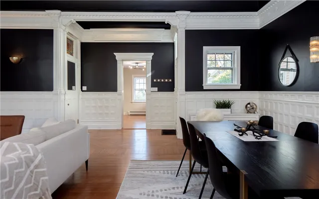 $4,000 | 45 Ayrault Street, Unit 5, Newport, RI 02840