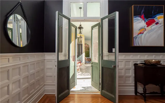 $4,000 | 45 Ayrault Street, Unit 5, Newport, RI 02840