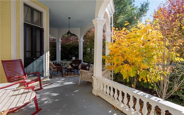 $4,000 | 45 Ayrault Street, Unit 5, Newport, RI 02840