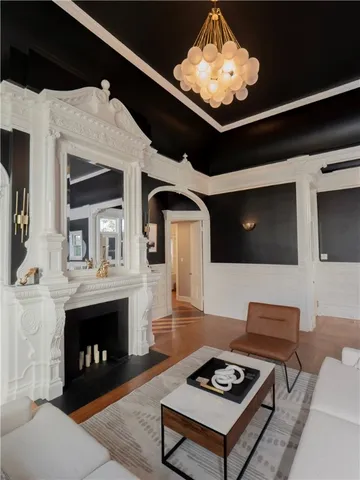 $4,000 | 45 Ayrault Street, Unit 5, Newport, RI 02840