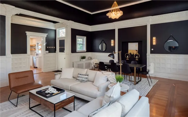 $4,000 | 45 Ayrault Street, Unit 5, Newport, RI 02840