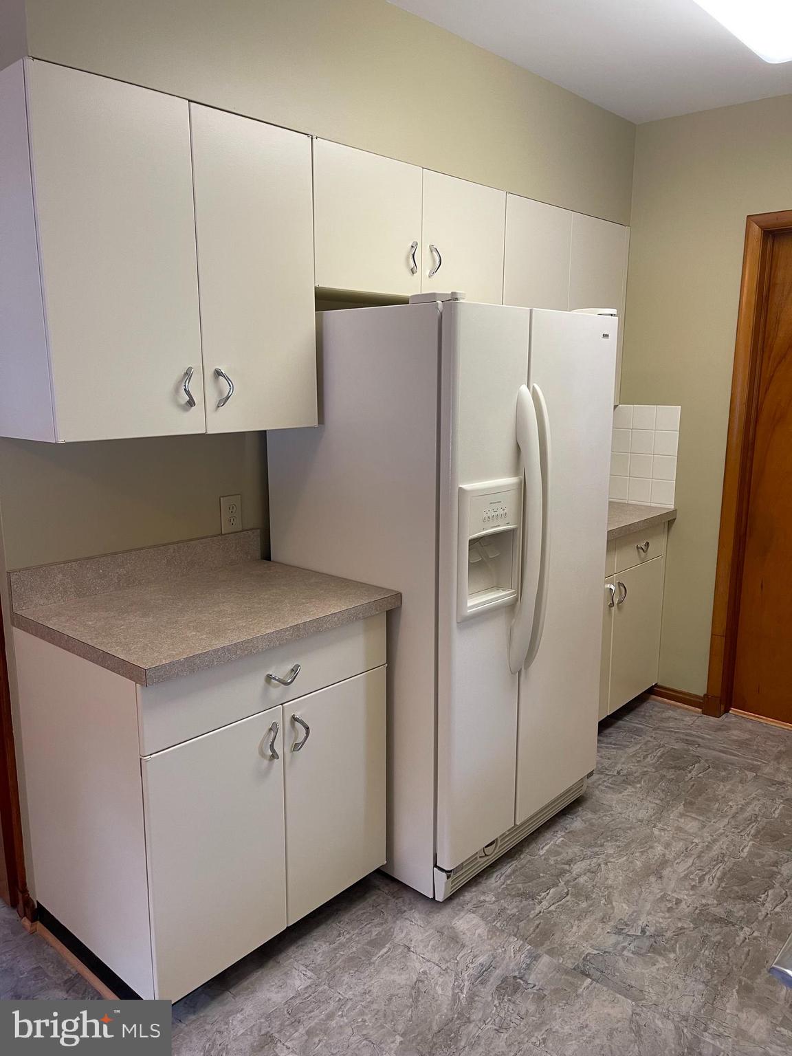 1670 Florence Road Mount Airy, MD 21771 - Photo 12 of 20 a utility room with dryer and washer