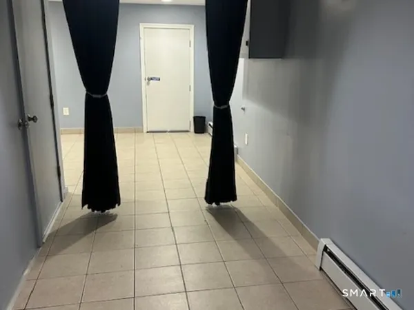 $1,650 | 2136 Barnum Avenue, Stratford, CT 06615