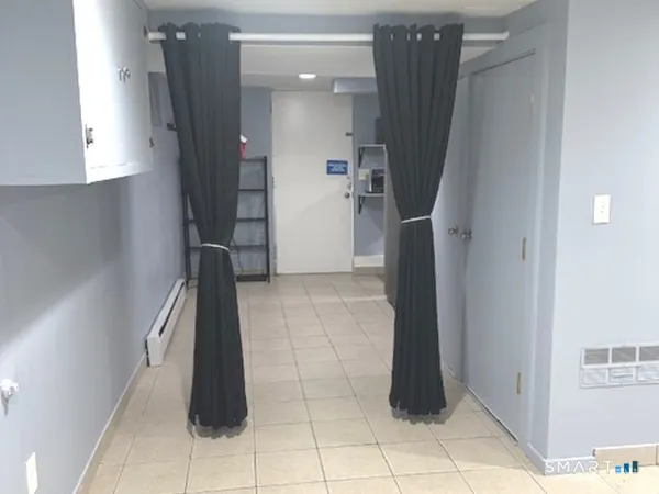 $1,650 | 2136 Barnum Avenue, Stratford, CT 06615