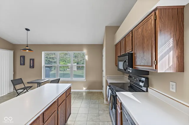 $365,900 | 14901 Windmill Drive, Carmel, IN 46033