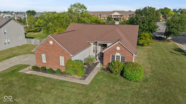 $365,900 | 14901 Windmill Drive, Carmel, IN 46033
