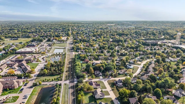 $365,900 | 14901 Windmill Drive, Carmel, IN 46033