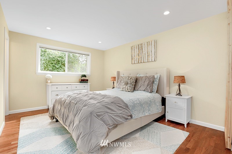 17640 86th Avenue Northeast Bothell, WA 98011 - Photo 16 of 24 Gallery Image 16