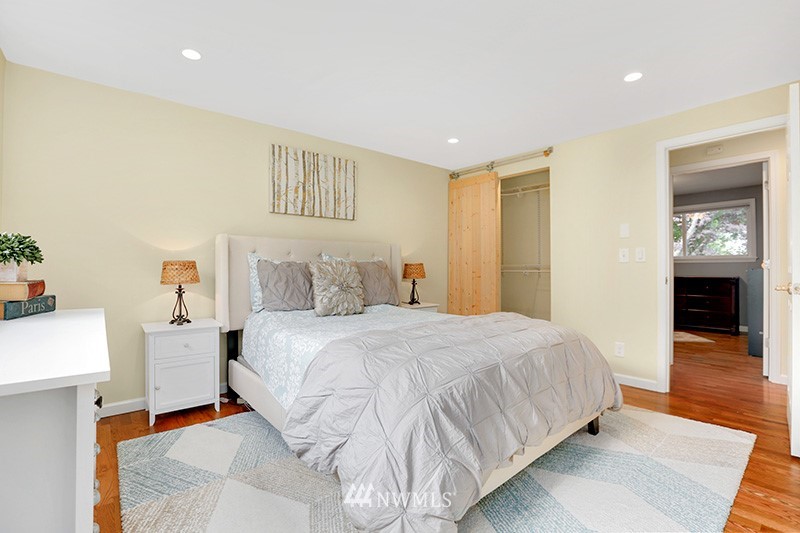 17640 86th Avenue Northeast Bothell, WA 98011 - Photo 17 of 24 Gallery Image 17