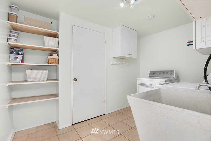17640 86th Avenue Northeast Bothell, WA 98011 - Photo 19 of 24 Gallery Image 19