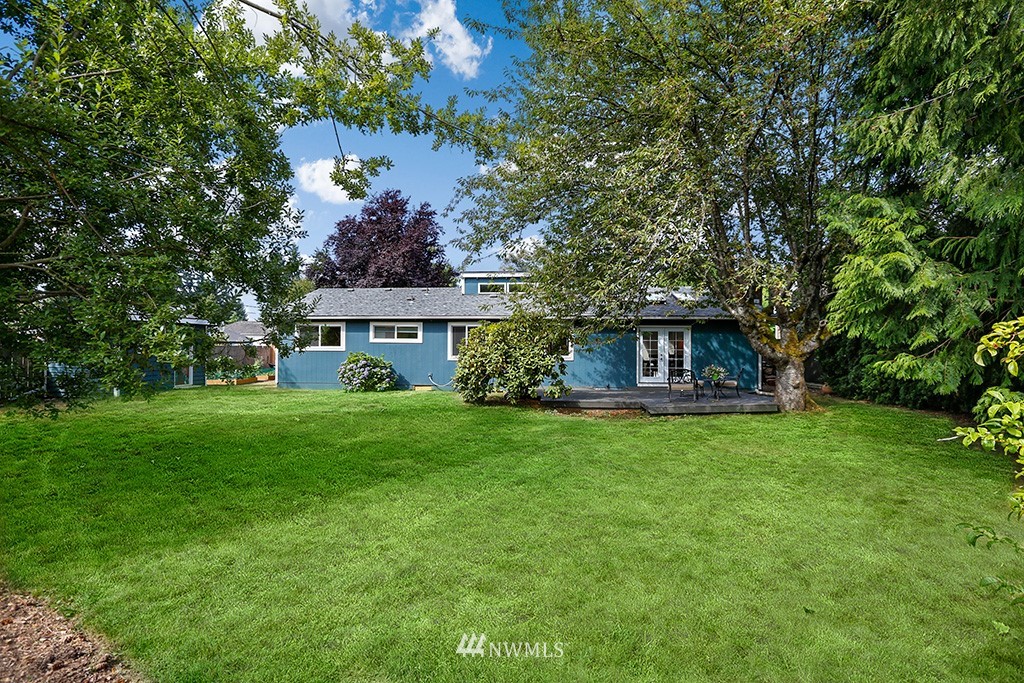 17640 86th Avenue Northeast Bothell, WA 98011 - Photo 22 of 24 Gallery Image 22