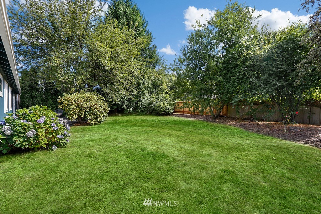 17640 86th Avenue Northeast Bothell, WA 98011 - Photo 23 of 24 Gallery Image 23