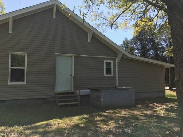 196 Tom Hedrick Road Thomasville, NC 27360 - Photo 4 of 22 Gallery Image 4