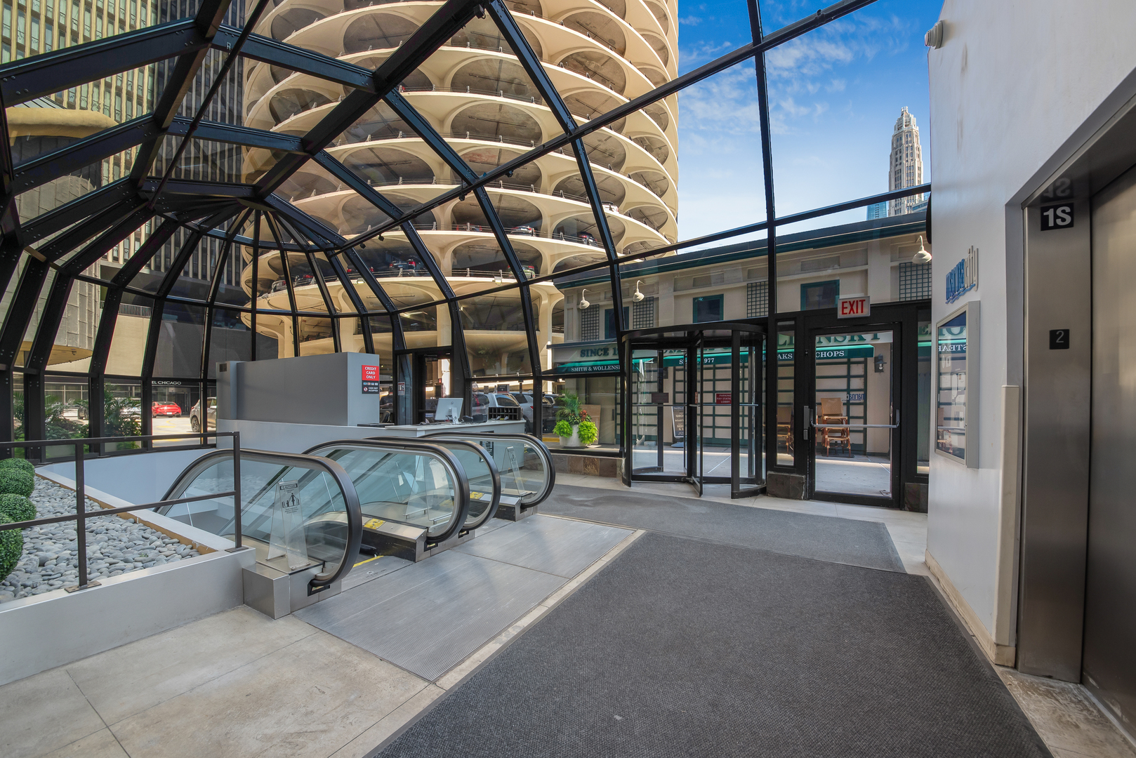 300 North State Street, Unit 5130 Chicago, IL 60654 - Photo 10 of 11