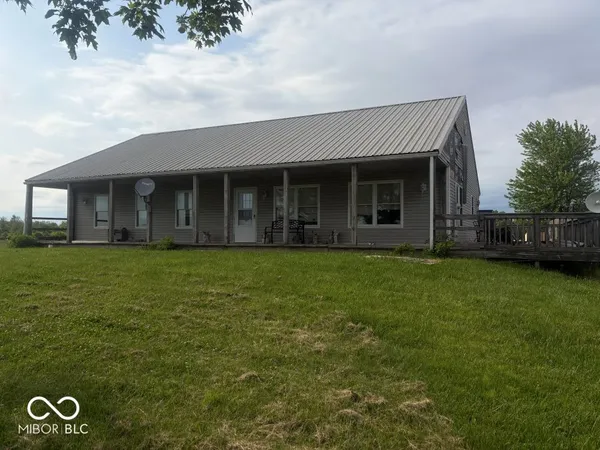 $370,000 | 3602 East 1100 South, Flat Rock, IN 47234