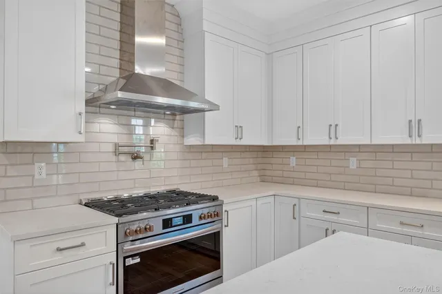 $1,600,000 | 4 Adson Way, Somers, NY 10541