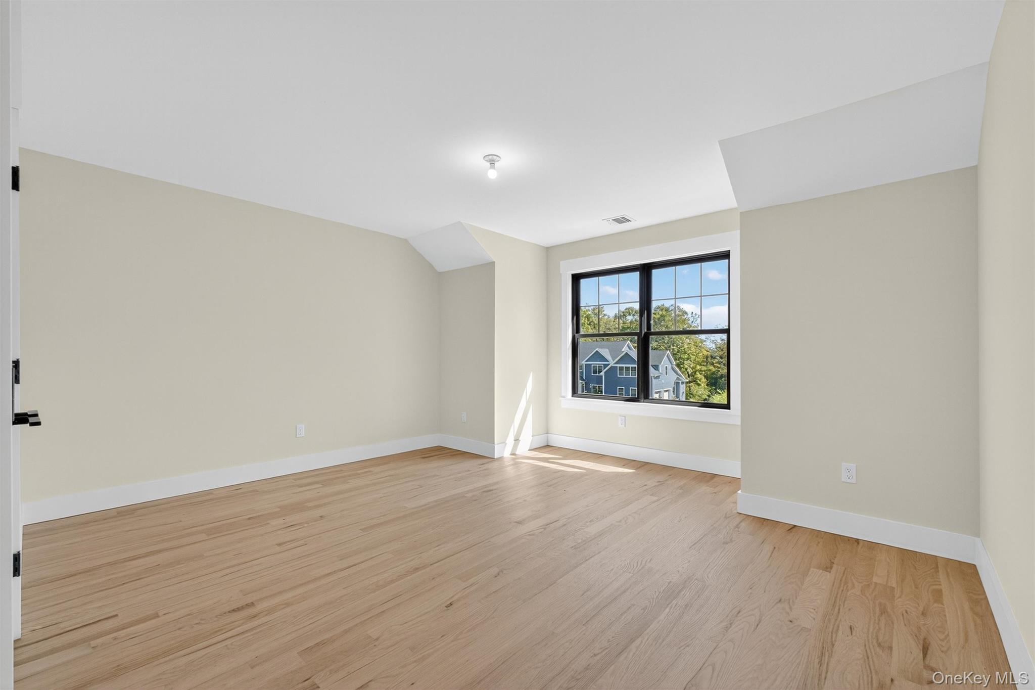 4 Adson Way Somers, NY 10541 - Photo 30 of 49 Bedroom