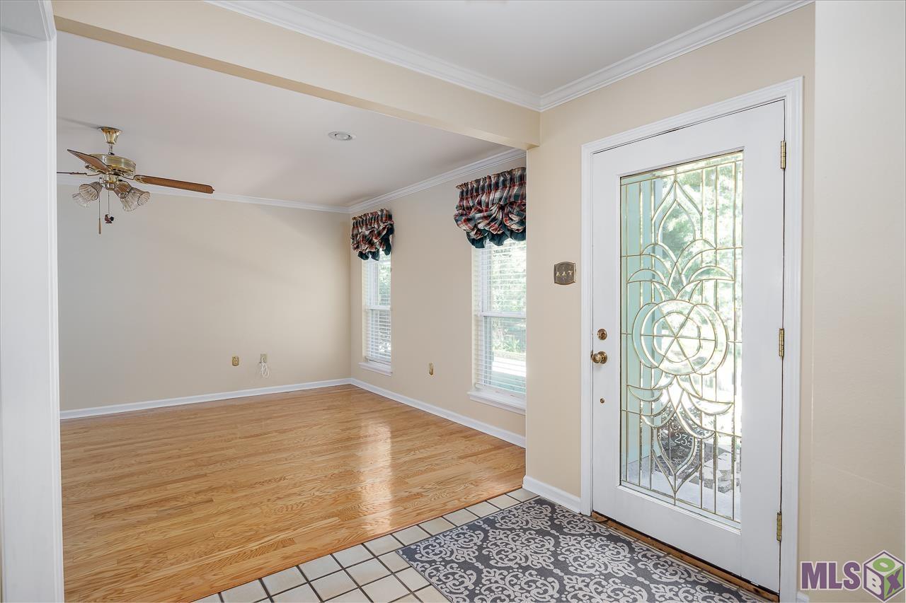2352 Shadowbrook Drive Baton Rouge, LA 70816 - Photo 5 of 39 Gallery Image 5