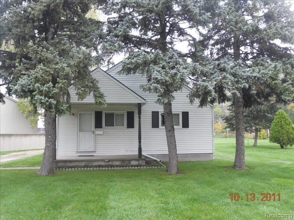 14755 Frazho Road Warren, MI 48089 - Photo 2 of 11 019 (4)