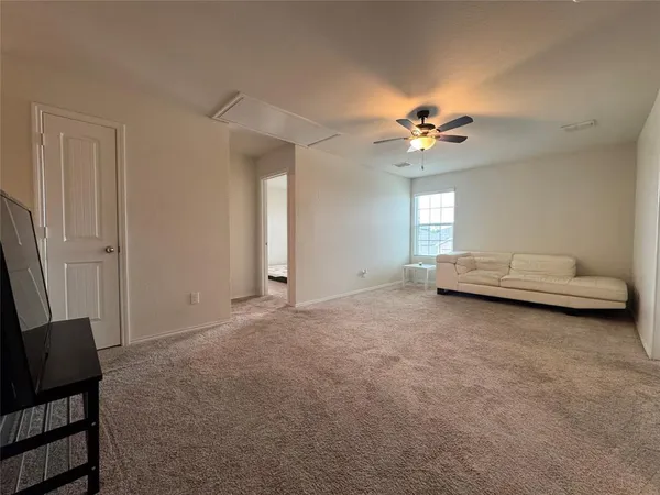 $2,000 | 4032 Renee Drive, Dallas, TX 75227