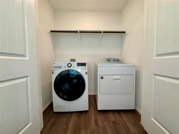 $2,000 | 4032 Renee Drive, Dallas, TX 75227