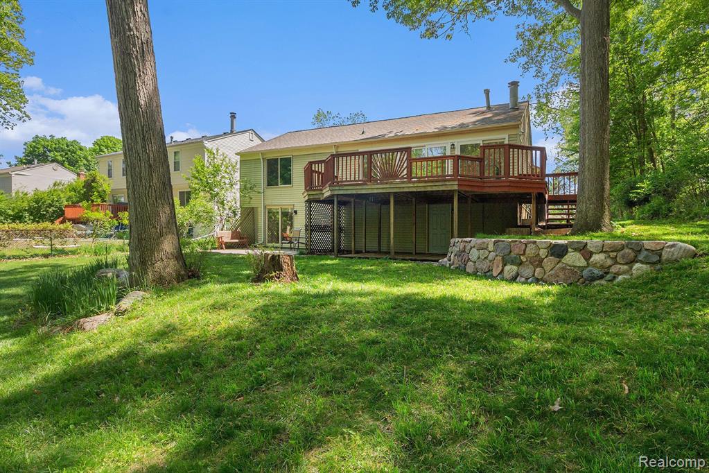 5996 Coppersmith Road Waterford, MI 48327 - Photo 25 of 33 Gallery Image 25