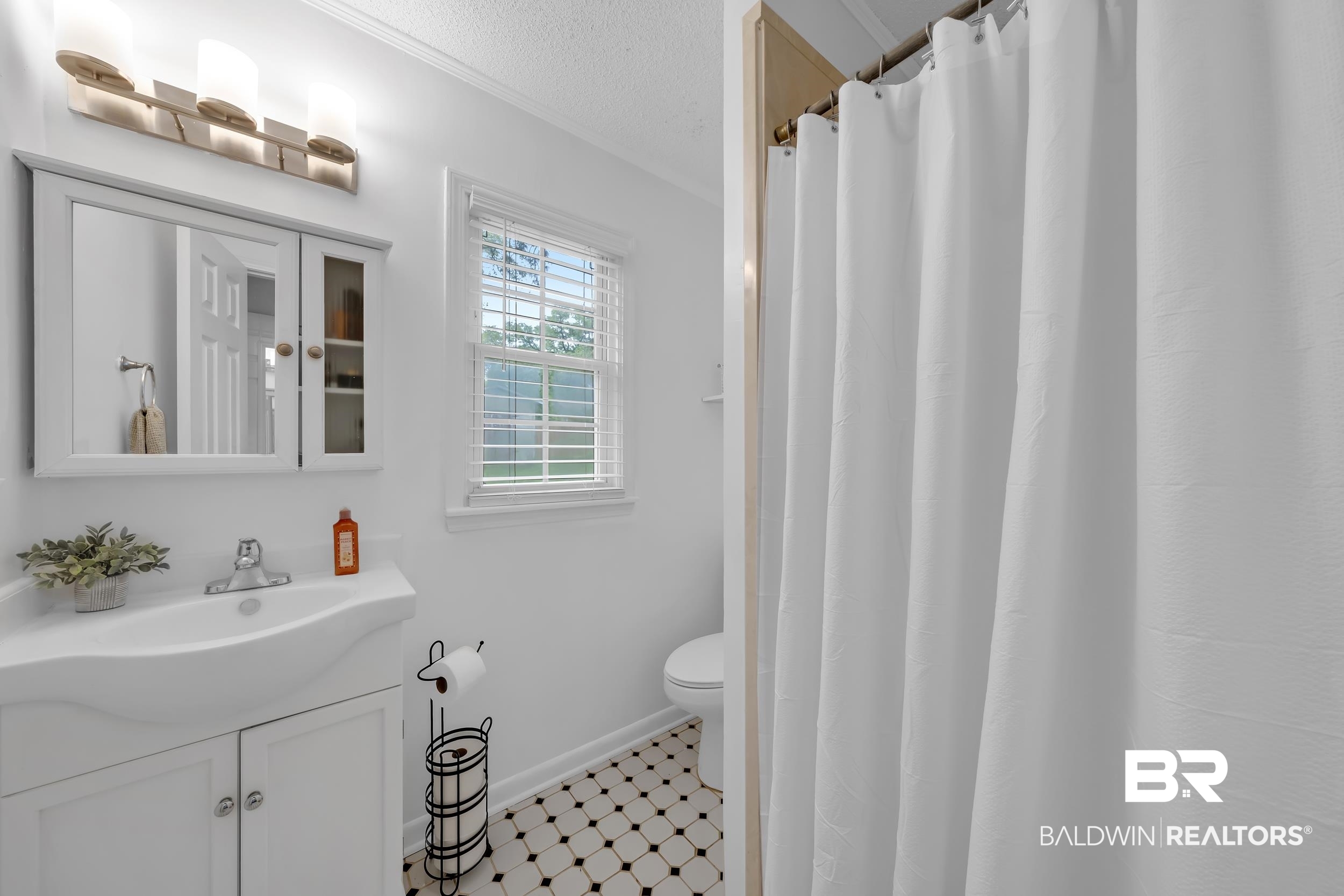 160 Country Club Drive Daphne, AL 36526 - Photo 45 of 74