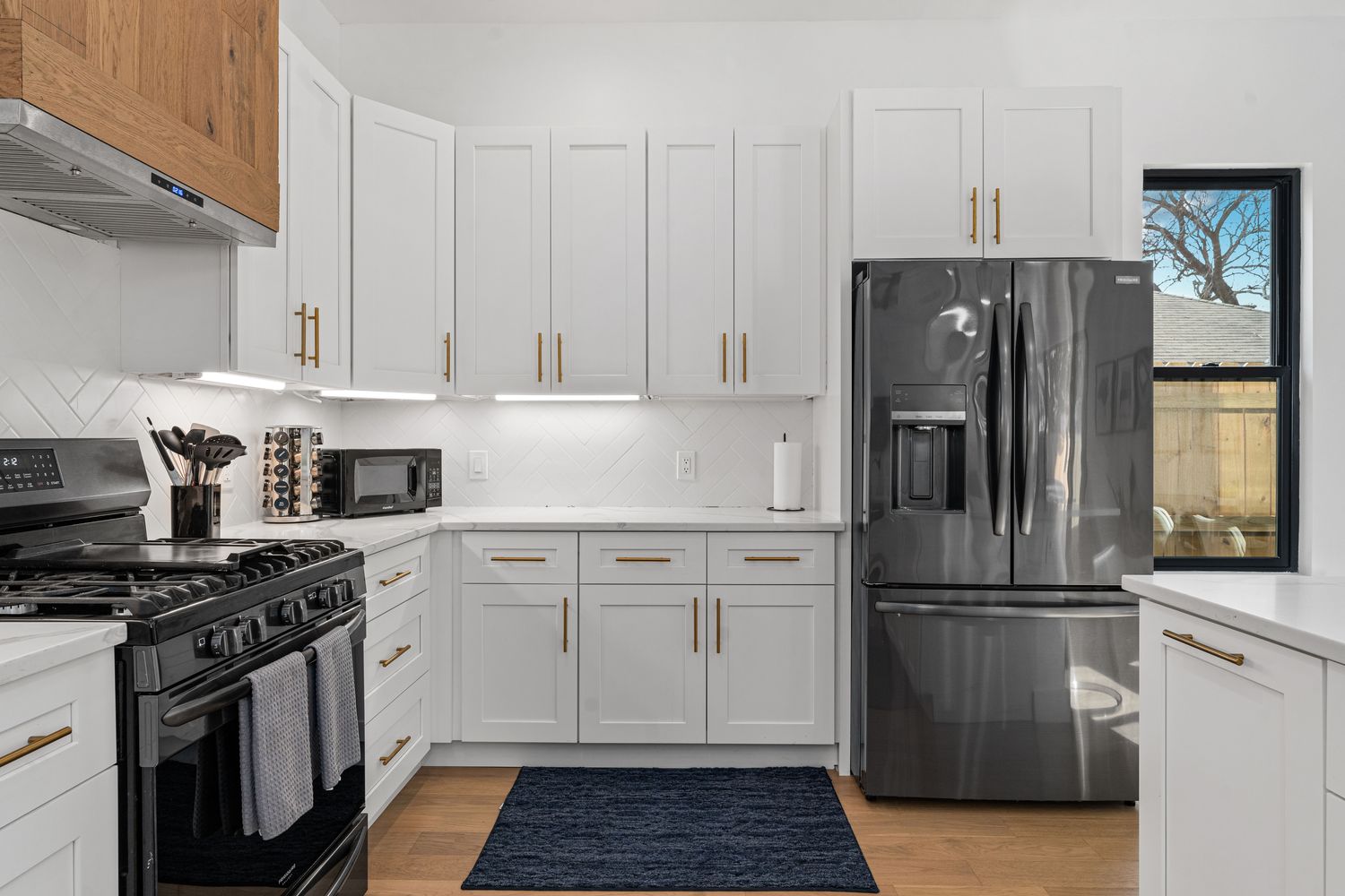 910 Tillery Street, Unit A Austin, TX 78702 - Photo 7 of 40