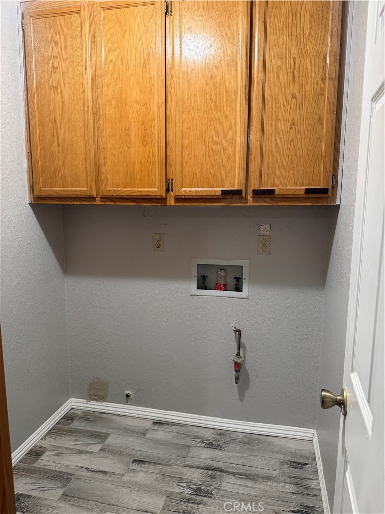 18602 Cocqui Road Apple Valley, CA 92307 - Photo 11 of 16 a view of an empty room
