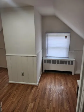 $1,900 | 806 Oliver Avenue, Unit 2, Westbury, NY 11590