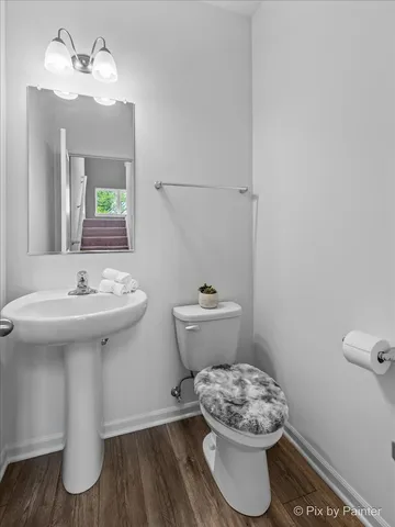 $525,000 | 2333 Alumni Drive, Schaumburg, IL 60173